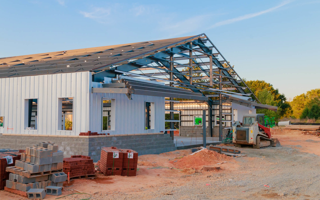 New roof construction for a large commercial roof